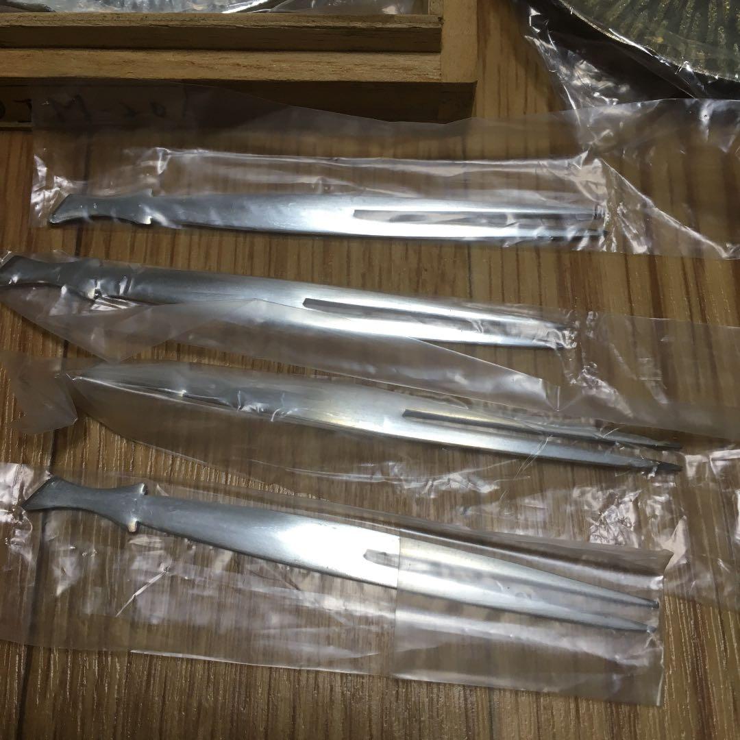 1023  銀  喜久割  銘々皿　5客セット(フォーク 1欠品)