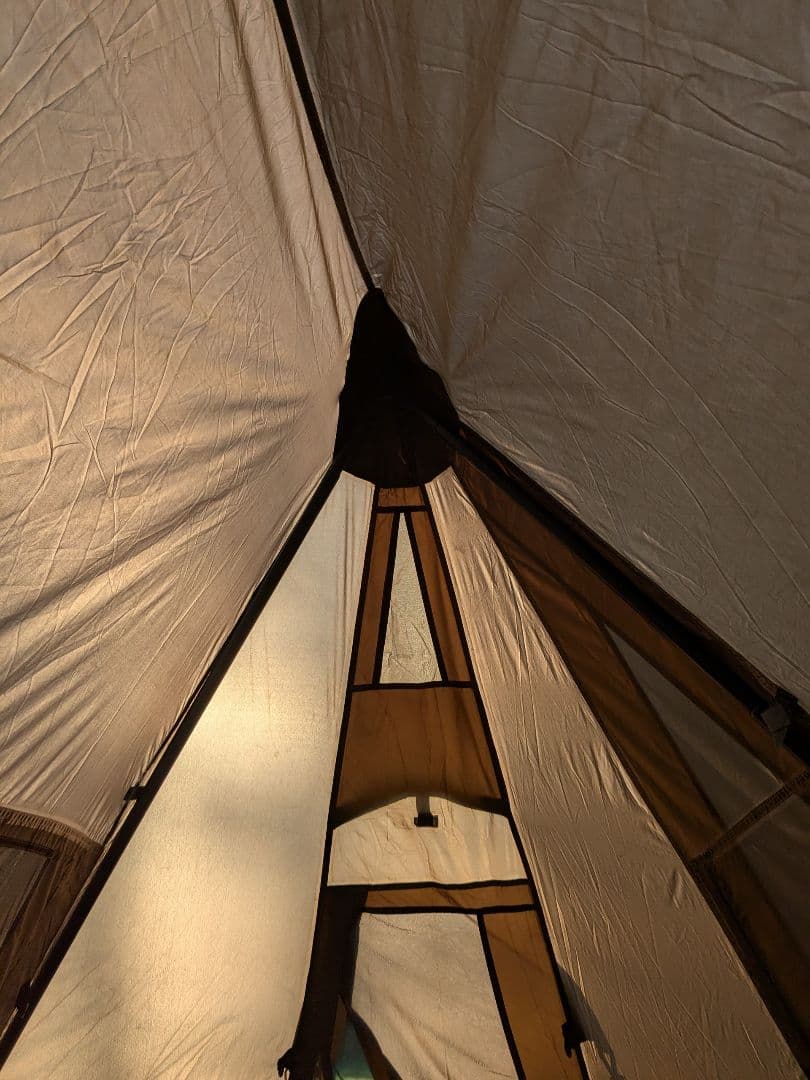 Hilander（ハイランダー）　A型フレームグランピアン　大型シェルター