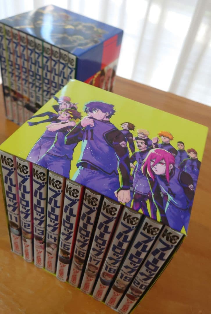 【美品】ブルーロック 33巻セット　全巻セット　収納BOX付、全巻帯付