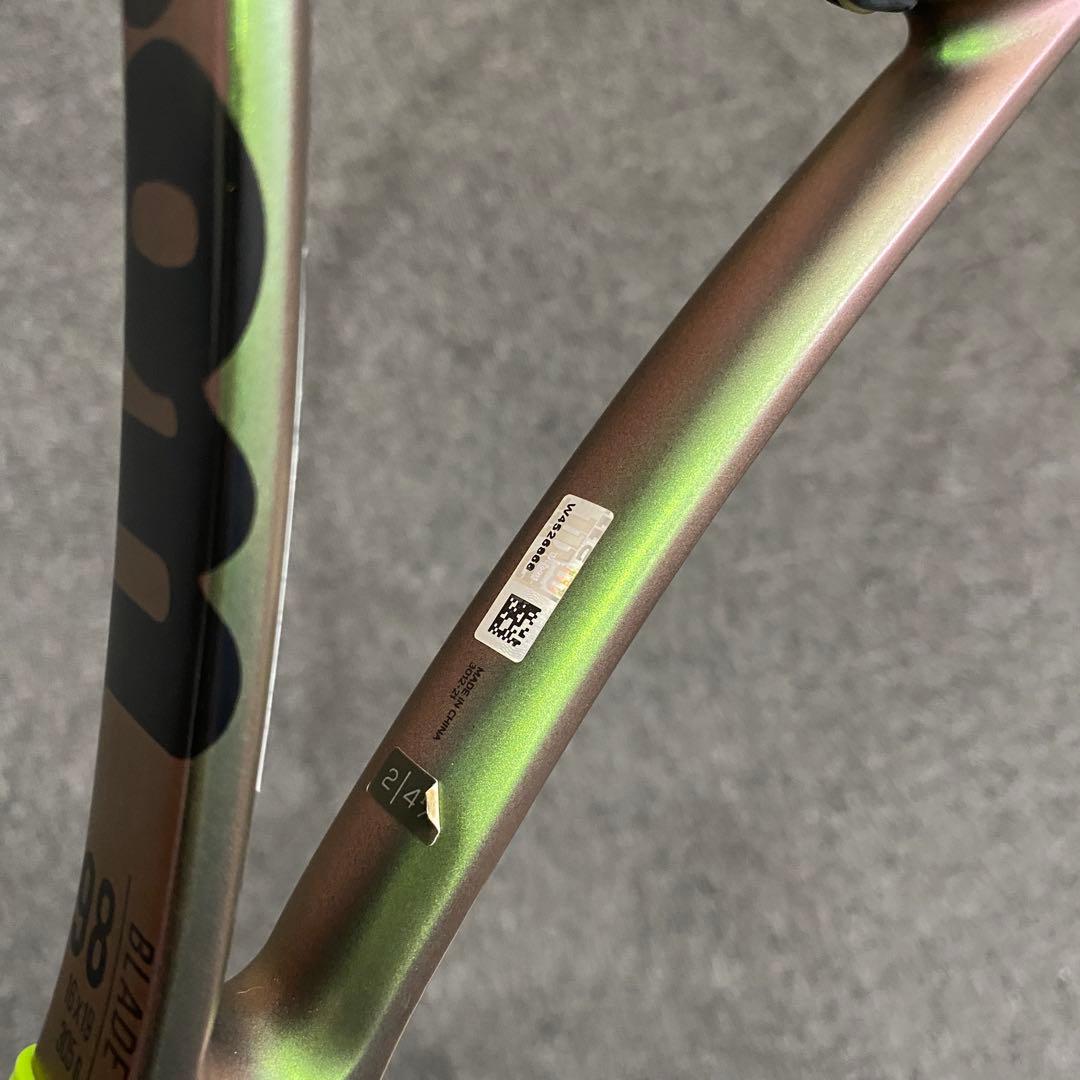 【美品】Wilson BladeウィルソンブレードV8 98 /16×19硬式