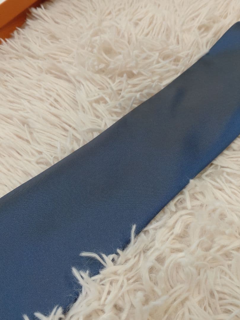 ✨美品【HERMES】エルメス/ネクタイ/ブルー/無地/箱付き/シルク100%