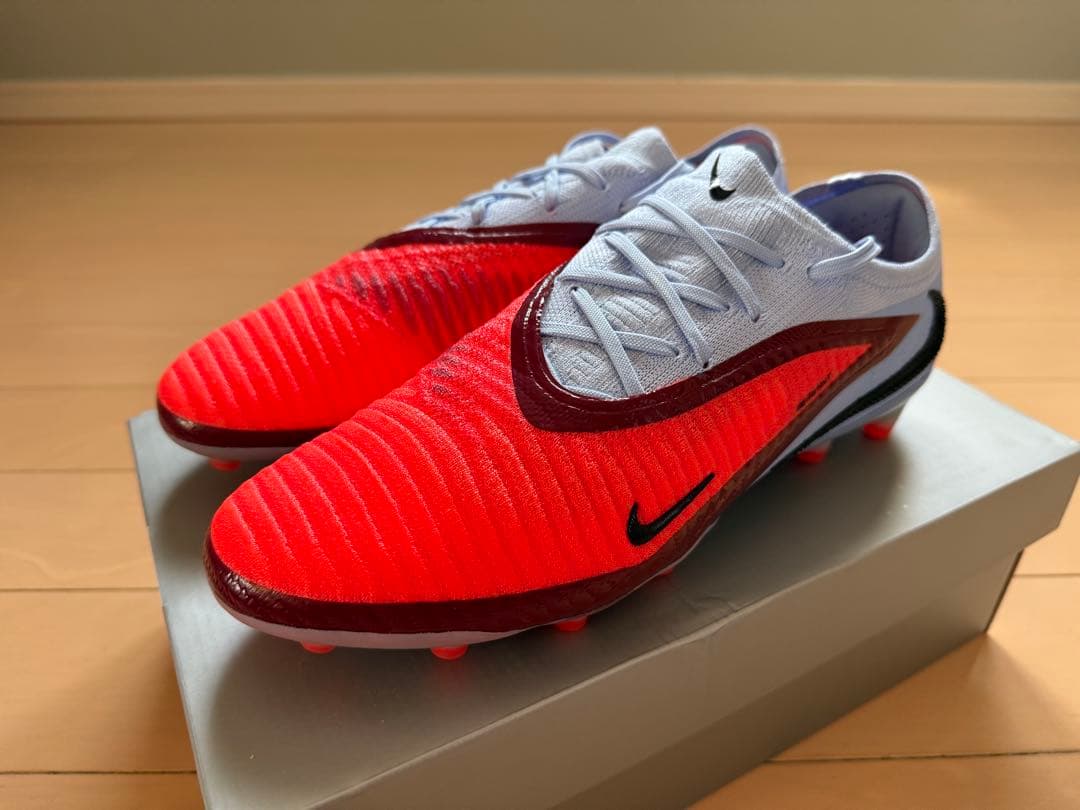 ナイキ　ファントム 6 LOW エリート AG-PRO