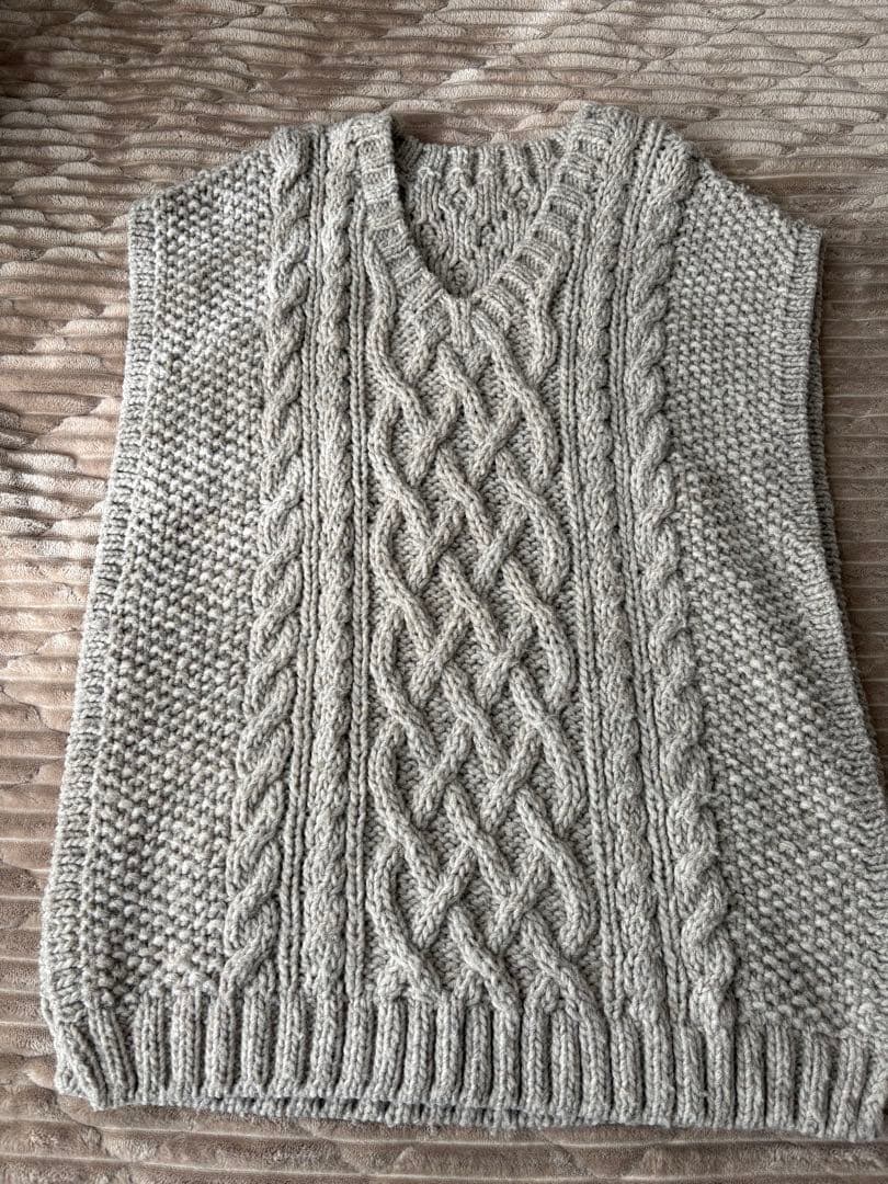 nestRobeネストローブ ペルーハンドニットタッカーベスト アラン鹿の子