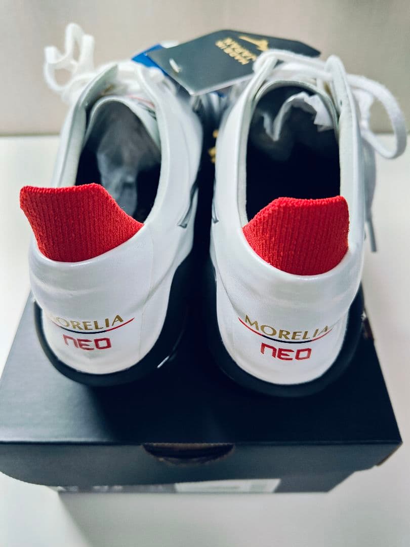 新品ミズノ　Mizuno Morelia Neo 4 Japan 27.0cm