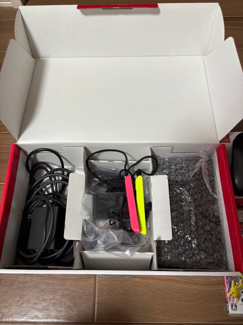 Nintendo Switch本体 Joy-Con付き ゲームソフト2本