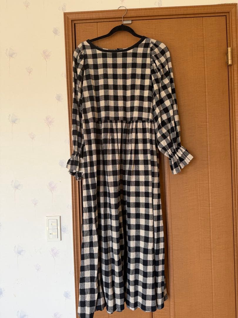 インスタ作家さん　新品未使用　ワンピース