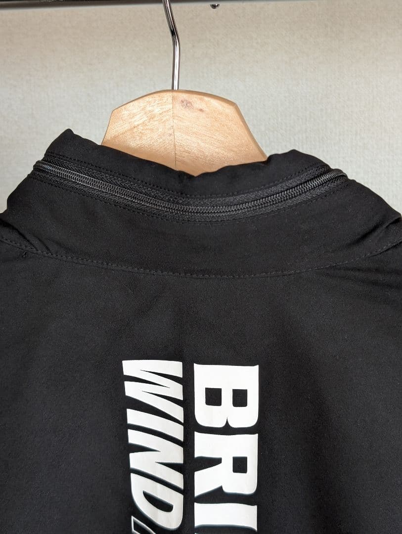 【L】BRIEFING WIND AND SEA ジャケット　ブラック　ゴルフ