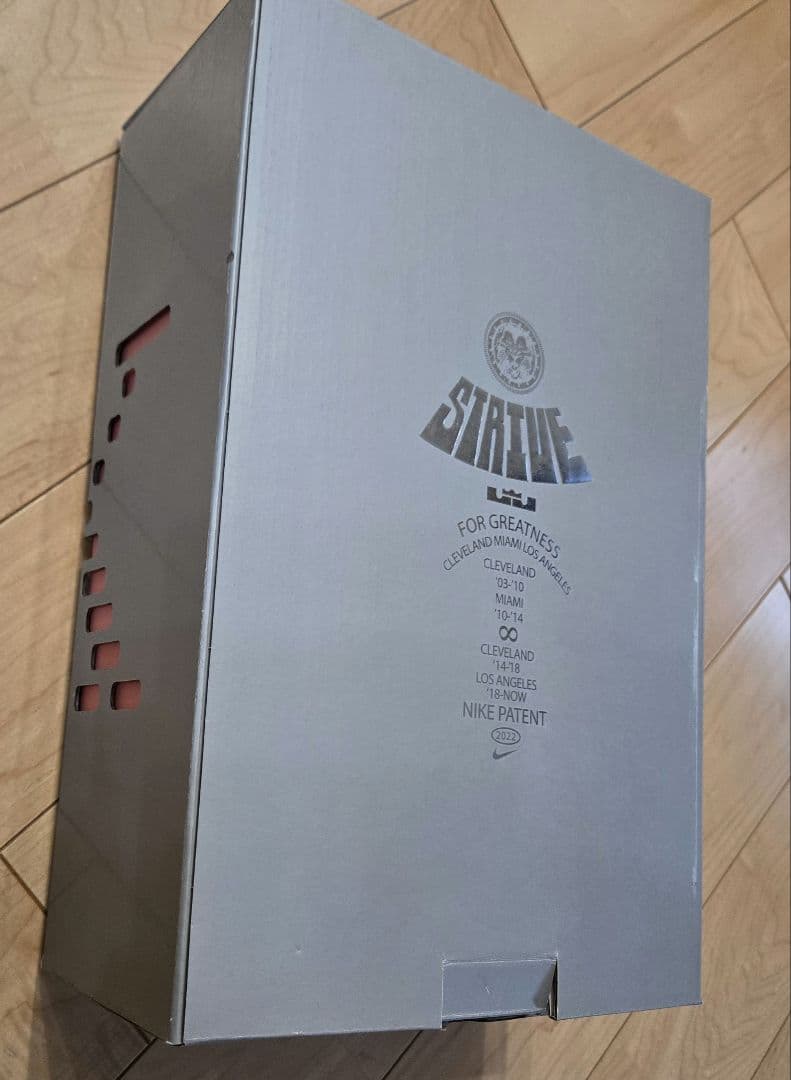 NIKEレブロン20マイアミヒート　26.5cm