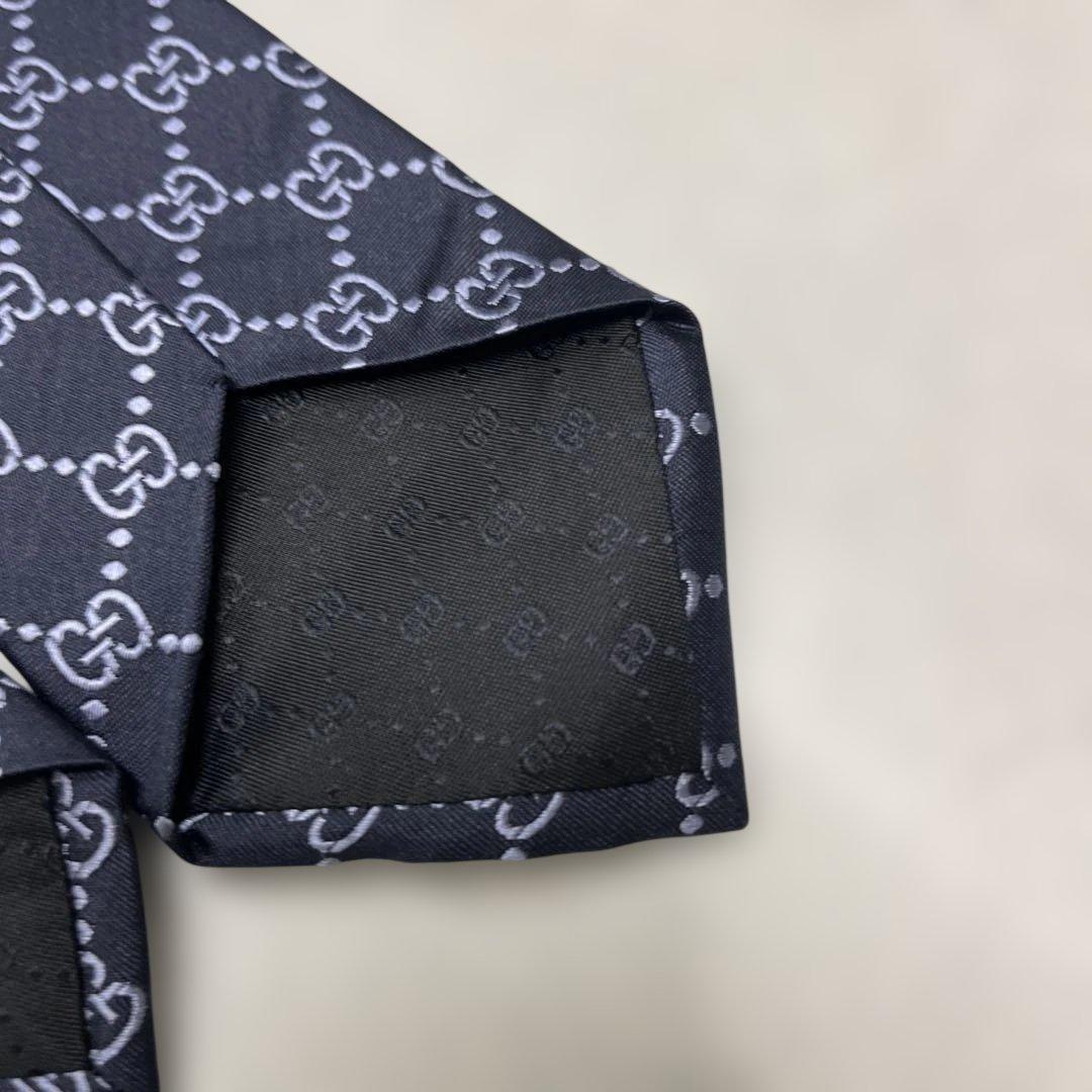 美品　GUCCI ネクタイ　8-21 GG柄　ベルト