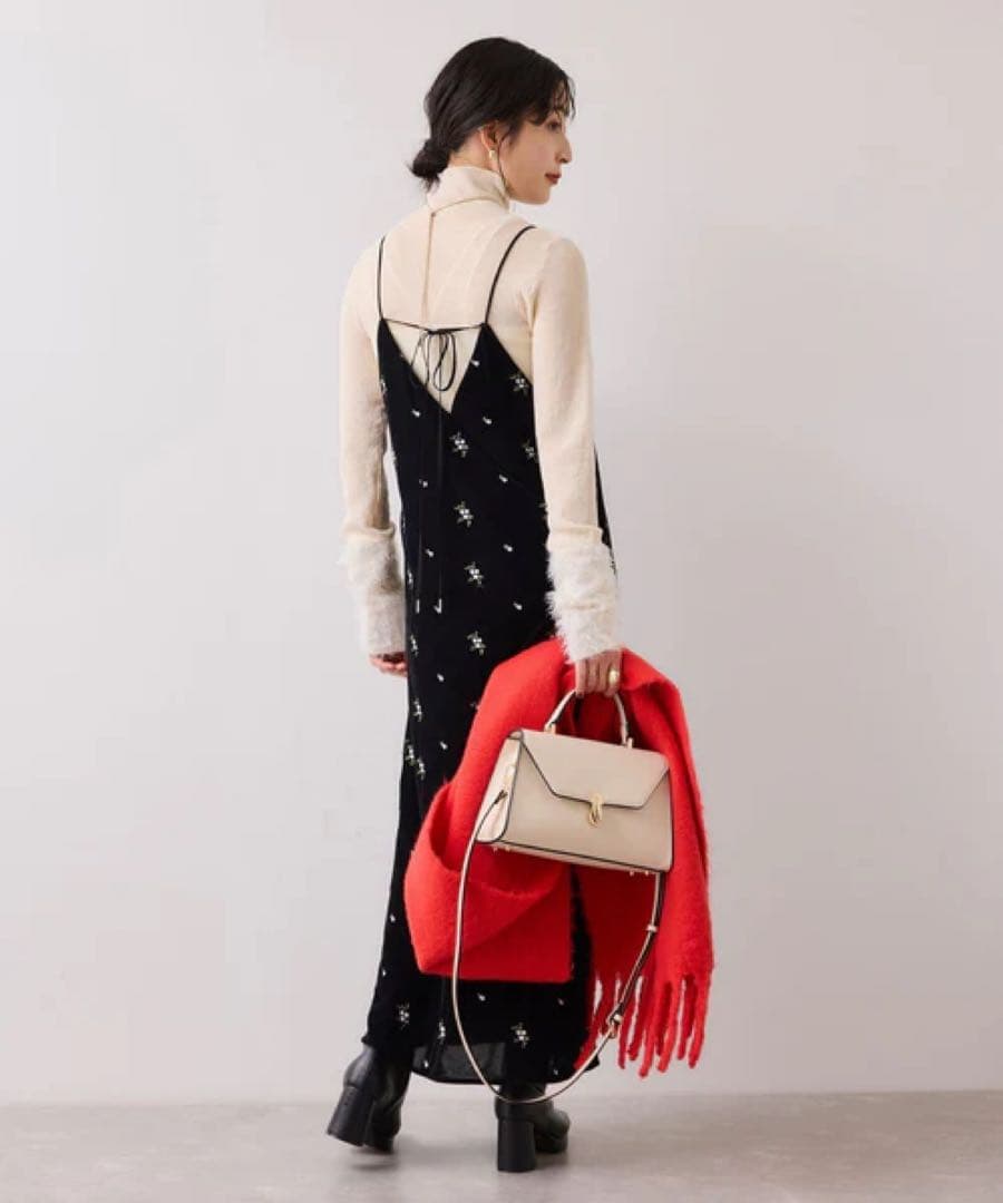 vis 美品　早い者勝ち！刺繍アソートベロアキャミワンピース/2WAY