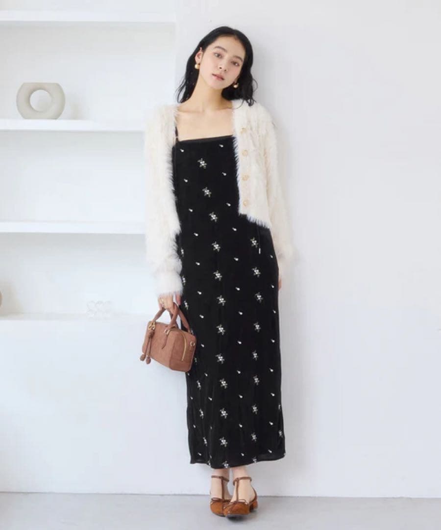 vis 美品　早い者勝ち！刺繍アソートベロアキャミワンピース/2WAY