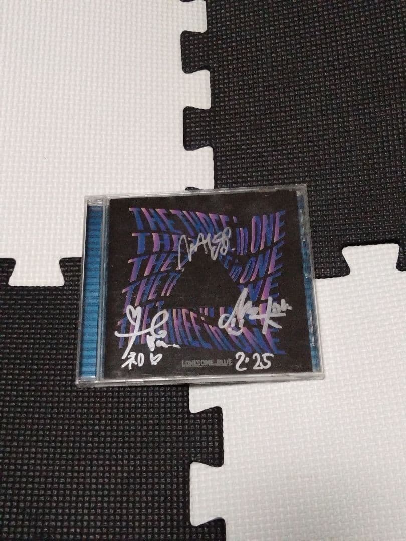 Lonesome _Blue 直筆サイン入り『The Three In One』