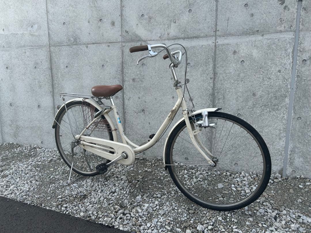 R30 愛知 ブリヂストン EB60U B8K エブリッジ 26インチ クリーム