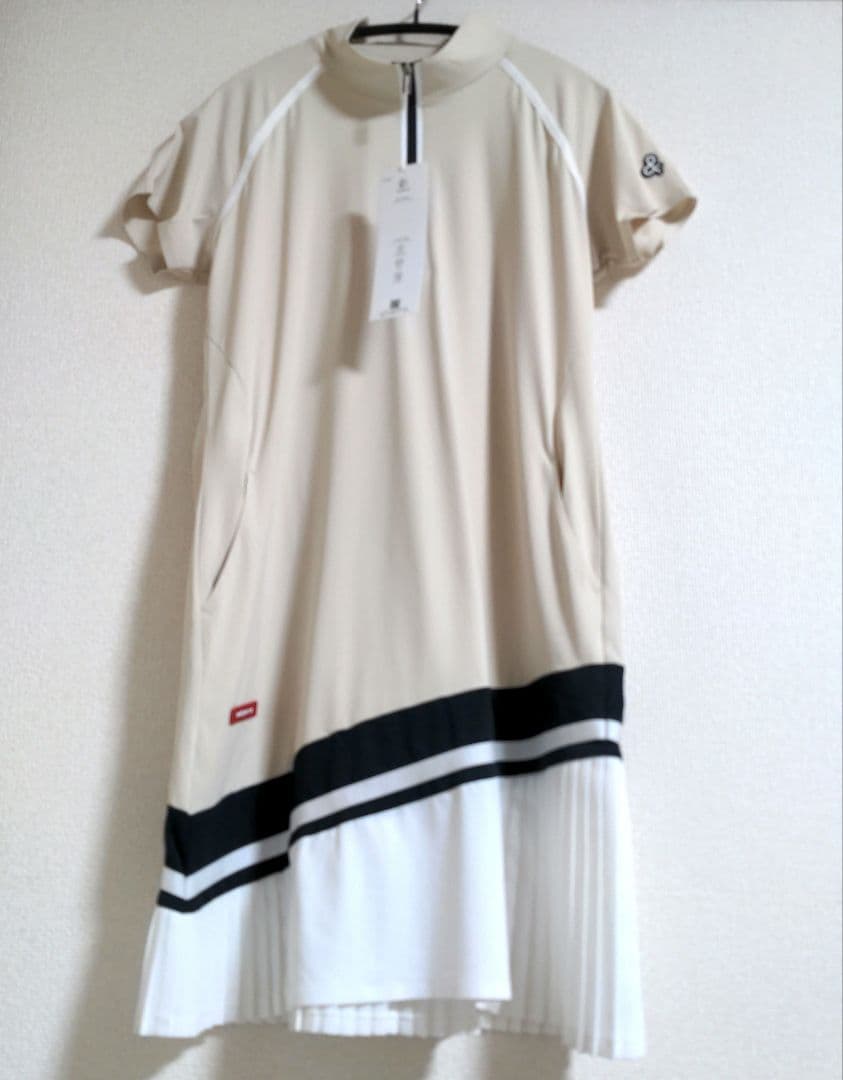 再再再値下げ新品 アンパスィ　ワンピースL　 ベージュ定価24200円