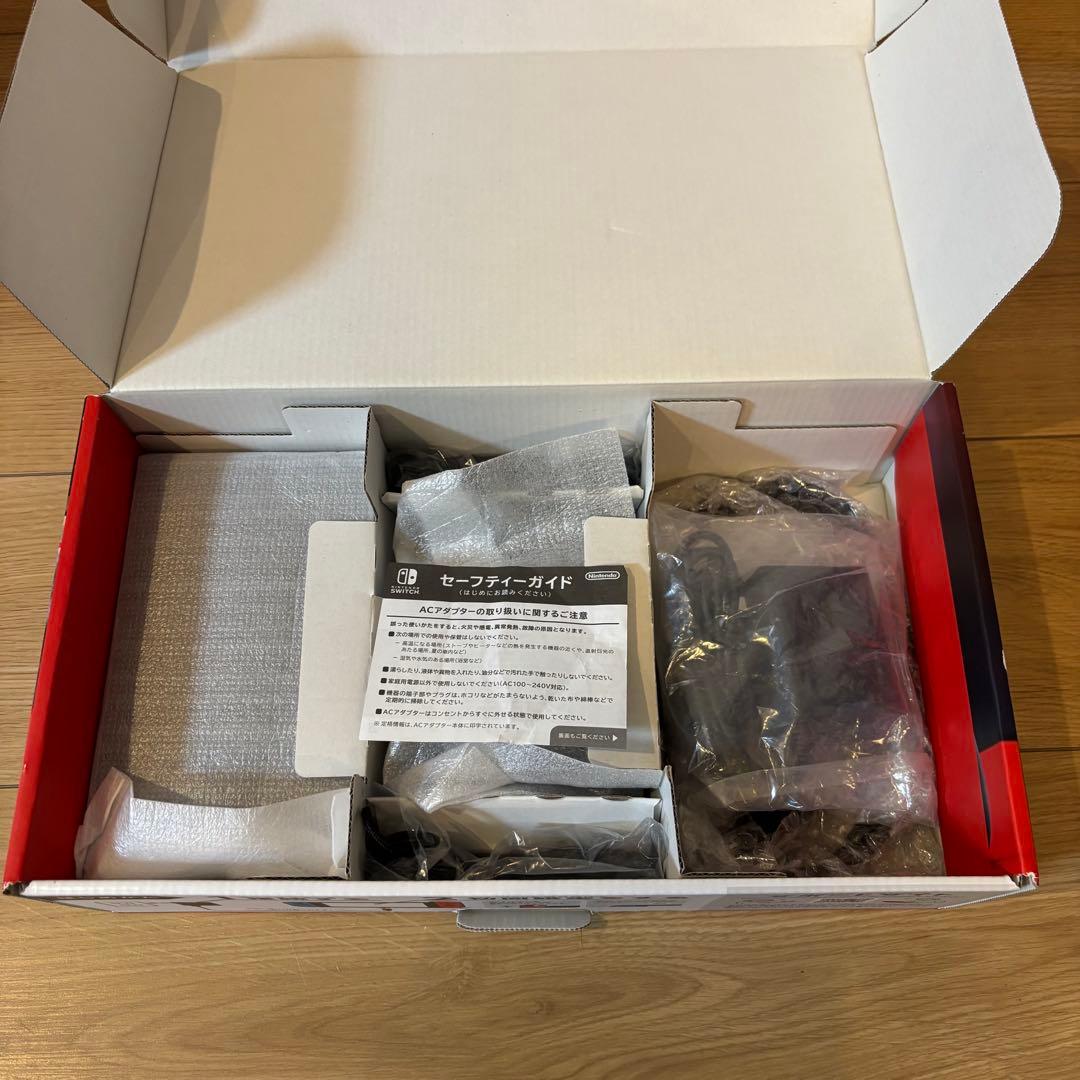 【付属品完備】Nintendo Switch バッテリー強化版