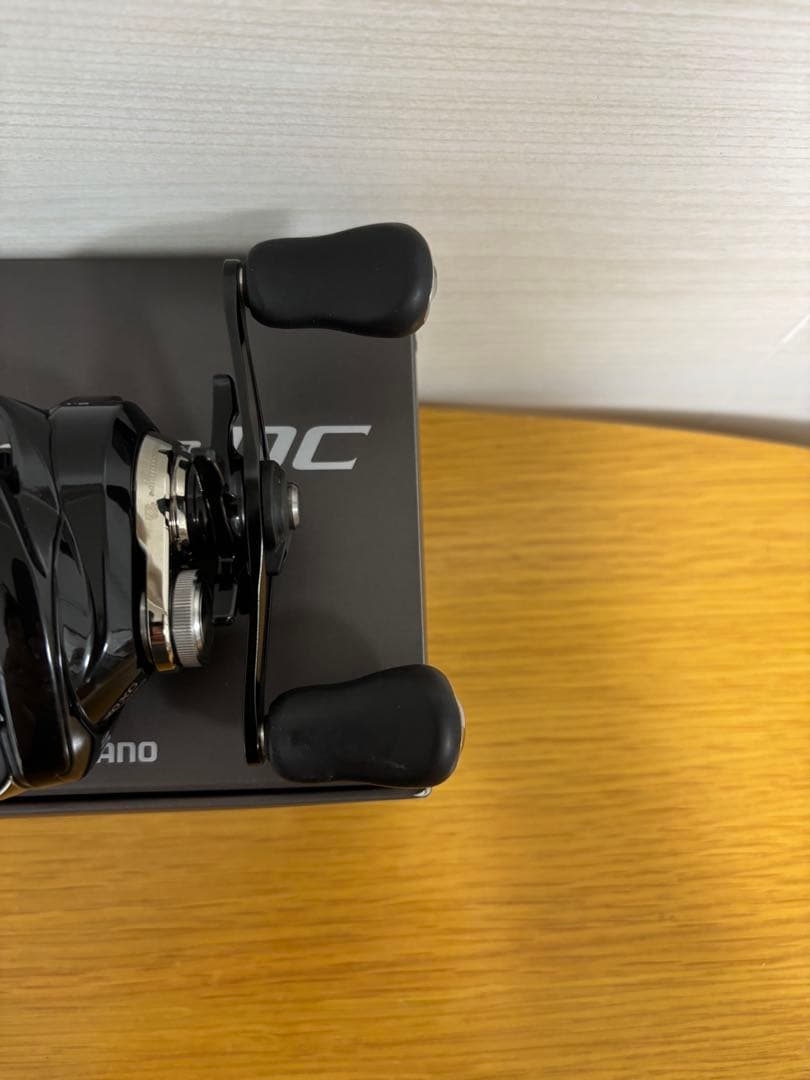 【格安】SHIMANO 24 メタニウム DC 70 XG 右ハンドル