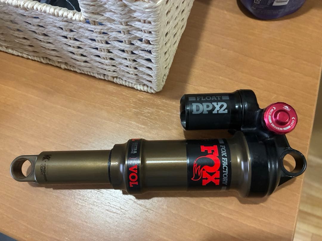 FOX FLOAT DPX2 リアサスペンション　210x50