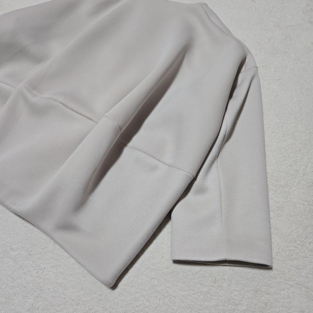 ビアズリー　うしろぷっくりダンボールショートコート