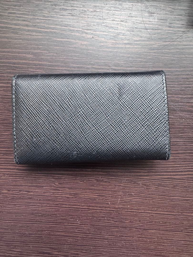 極美品 PRADA 6連 キーケース サフィアーノ ブラック