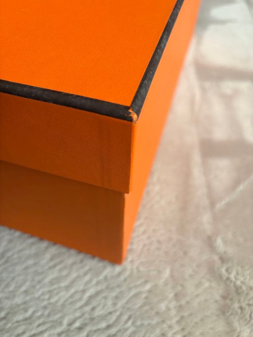 エルメス ギフトボックス大小２個　　　オレンジ巾着袋　クリーム布袋　紙袋　リボン