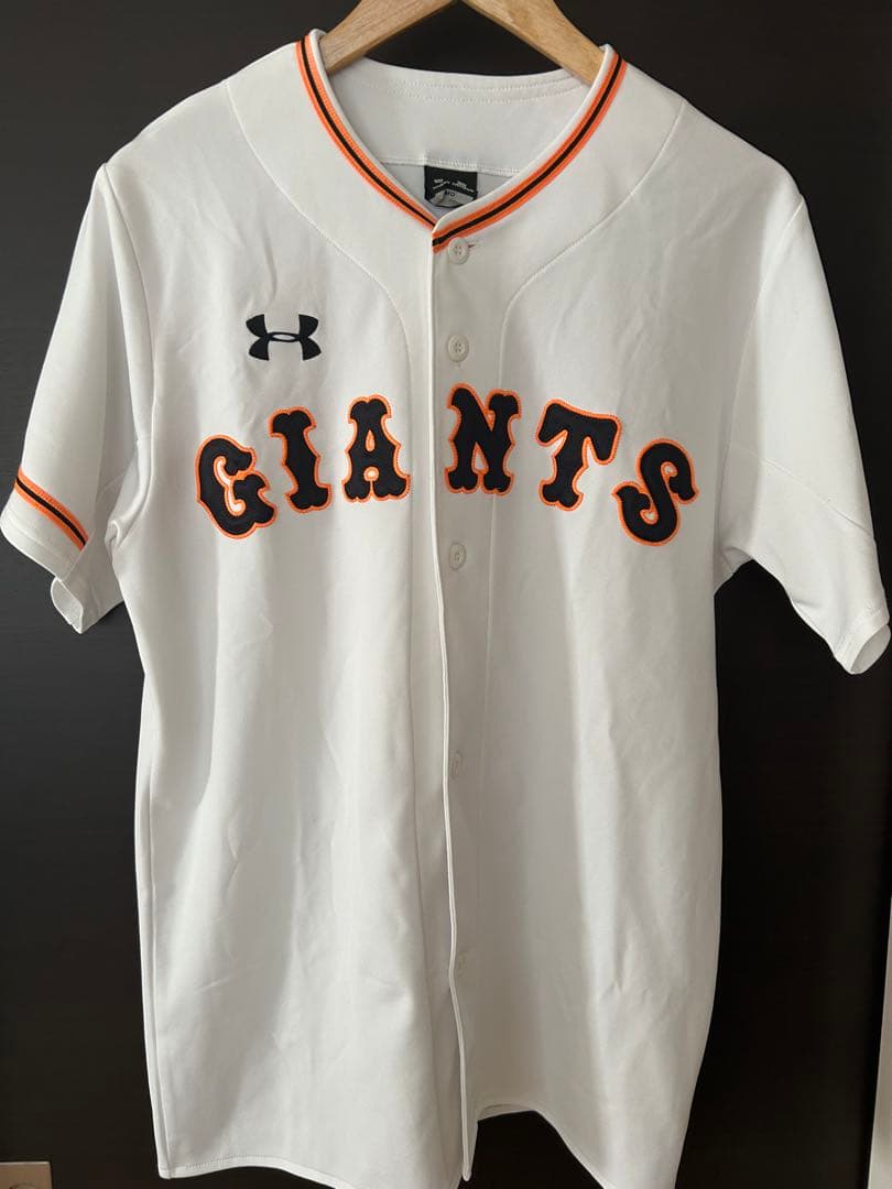 坂本勇人選手ユニフォーム　読売ジャイアンツ　巨人　アンダーアーマー　6番