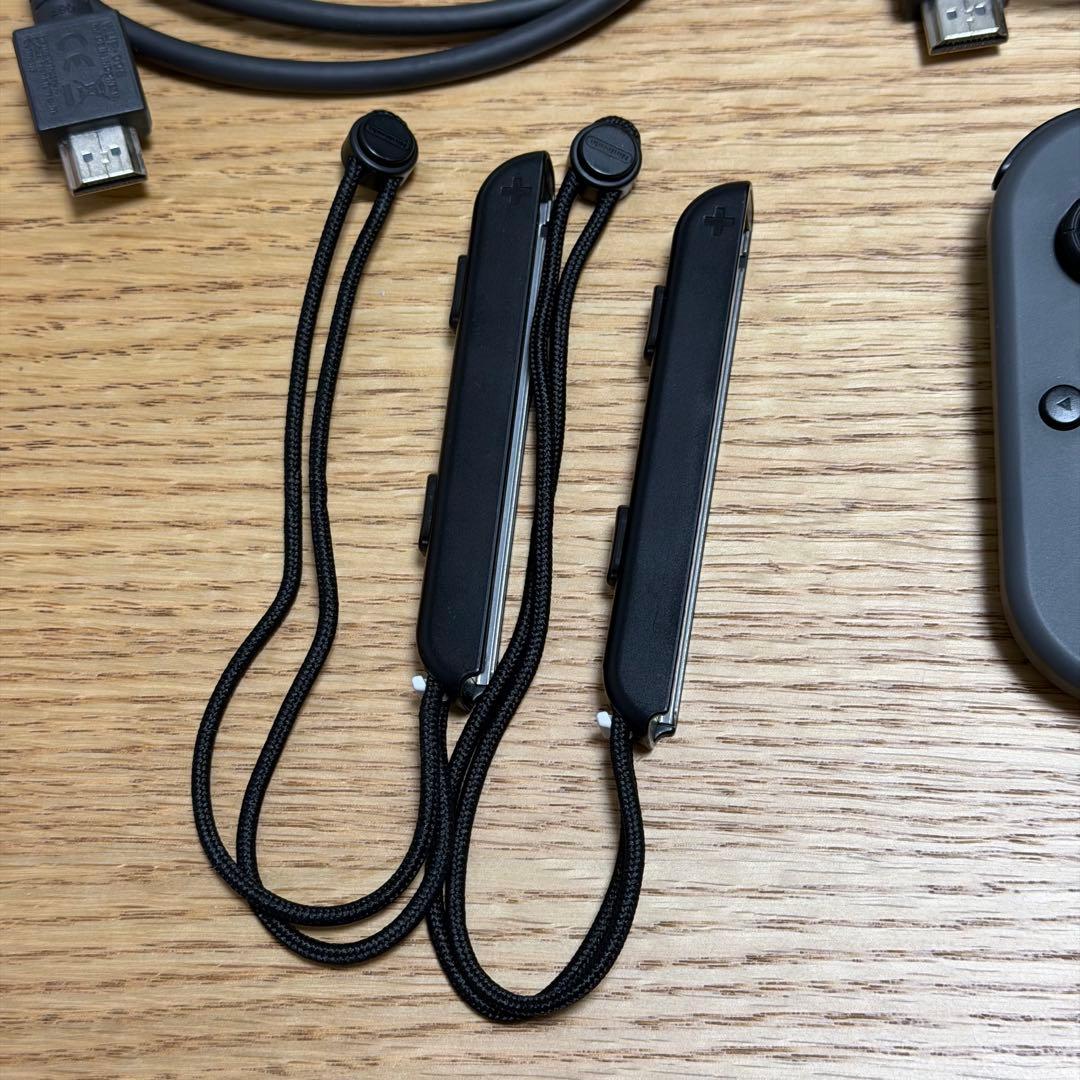 【箱無し】Nintendo Switch 本体 グレー　純正付属品有り