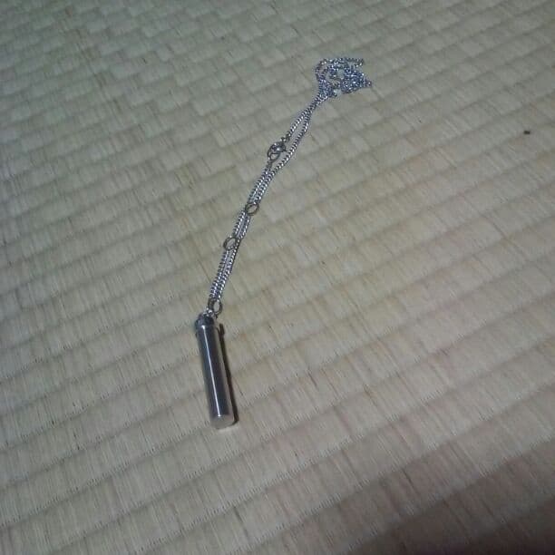 時計Suicaケース太陽光バツテリーネックレス