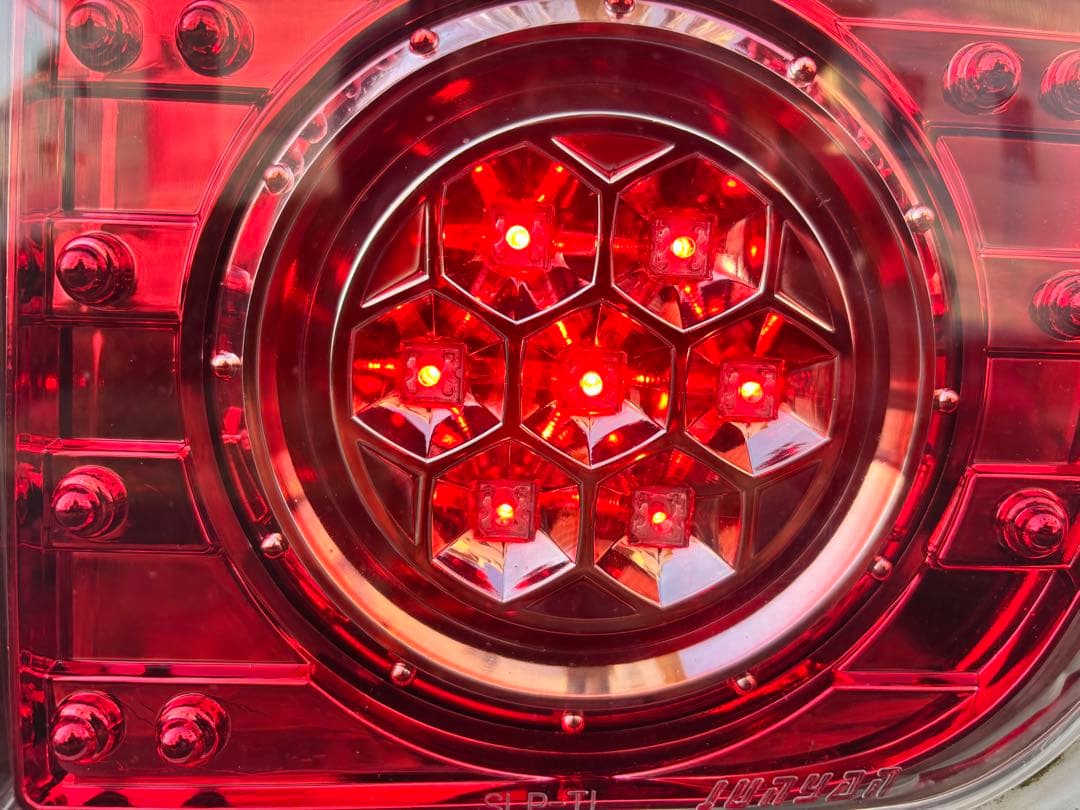 a*i様 ラパンSS HE21S LEDテール レッド