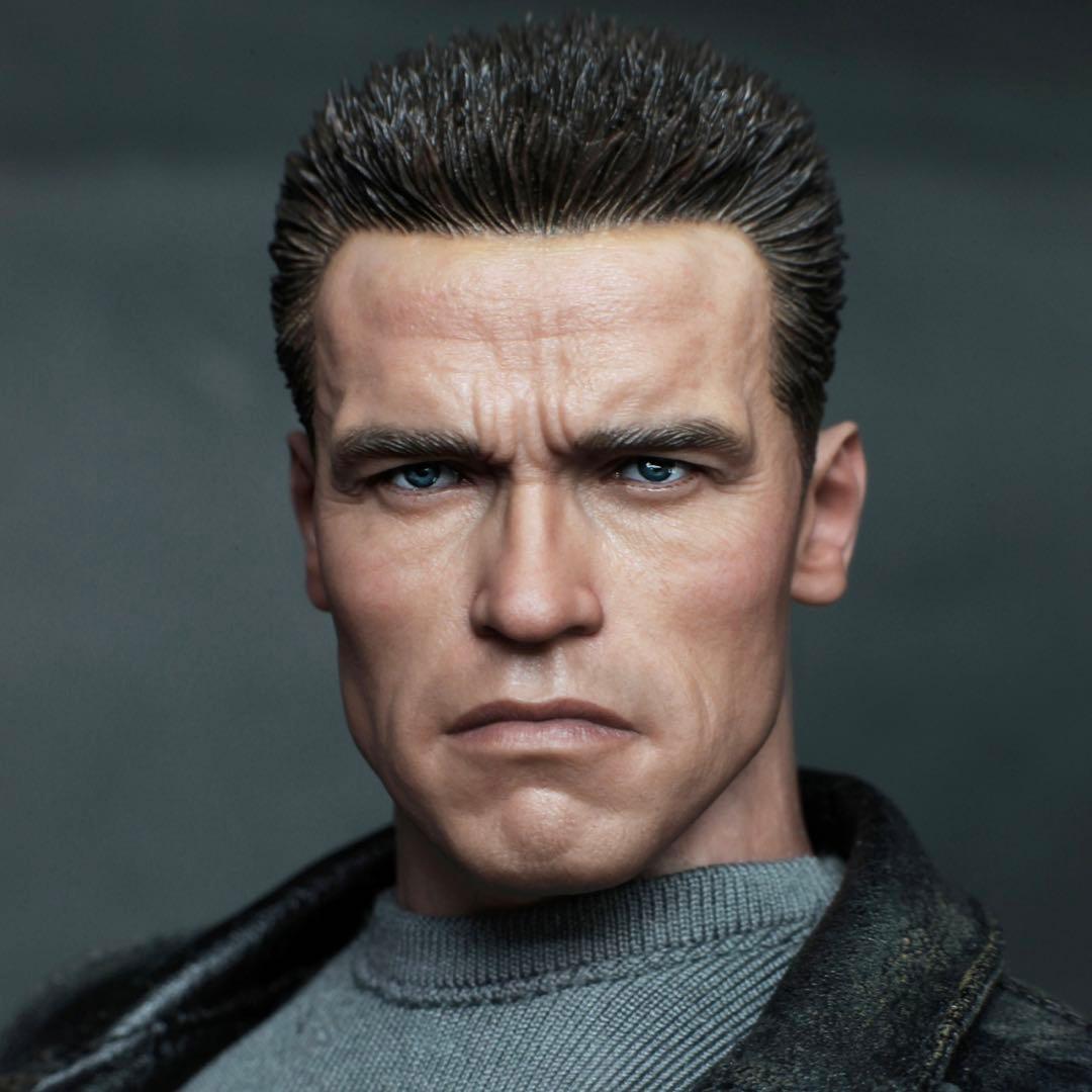 ホットトイズ ターミネーター2 1/6スケールフィギュア T-800