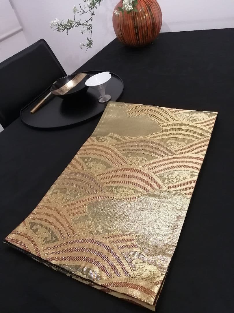 A100高級‼️金彩‼️縁起の良い波模様の袋帯テーブルランナー2m