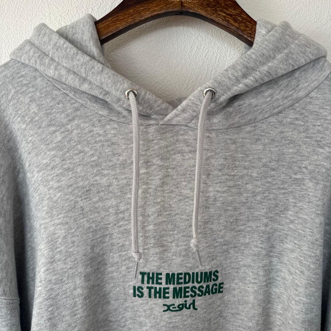 X-girl✩CIRCLE BACKGROUND FACESWEATHOODIE