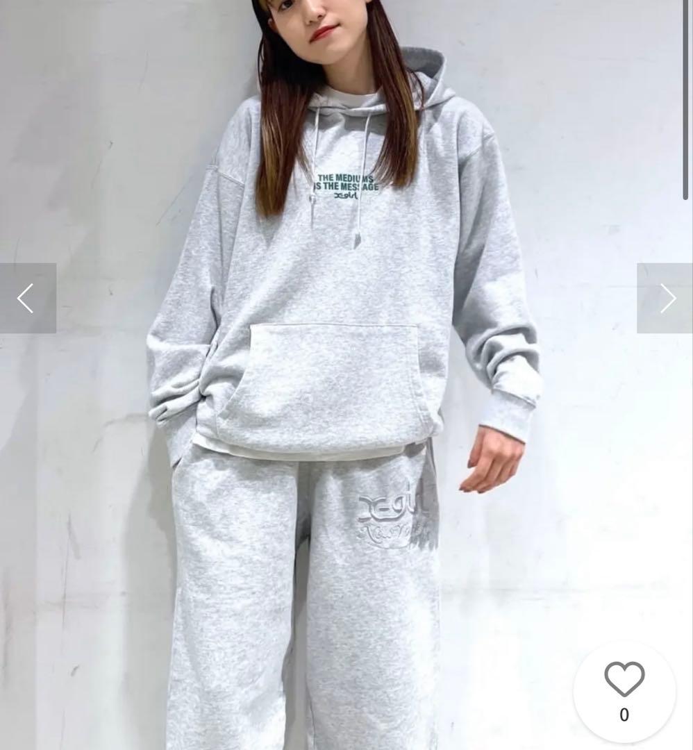 X-girl✩CIRCLE BACKGROUND FACESWEATHOODIE