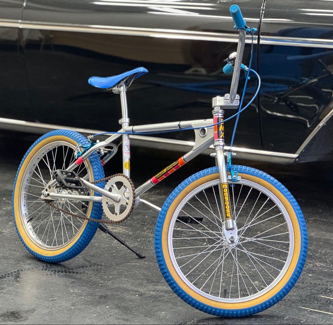 引き取り限定mon カリフォルニアスペシャル中古車