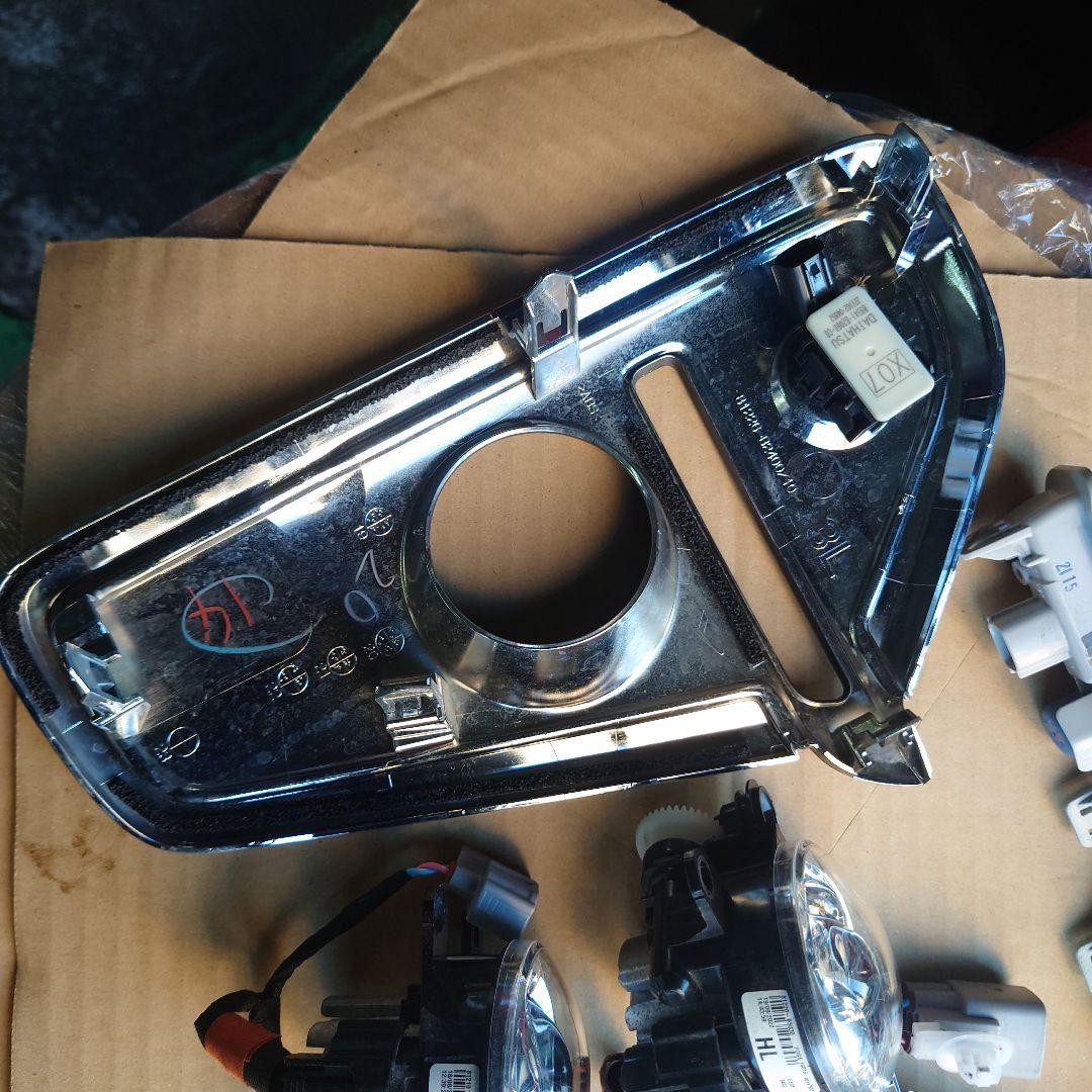 タントカスタム　フォグランプカバー/フォグランプ/LED/センサー一式