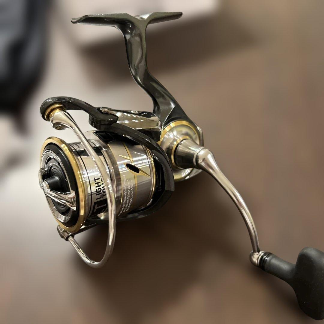 Daiwa LUVIAS LT3000S-CXH スピニングリール 20ルビアス