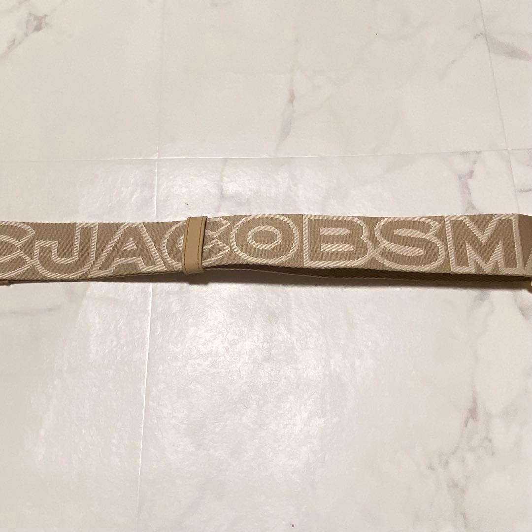 美品マークジェイコブ　MARC JACOBS ザ アウトライン ロゴ ストラップ