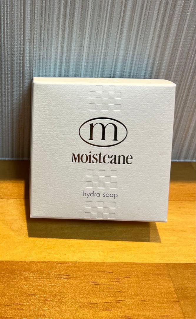 モイスティーヌヒドラソープ&リップエッセンス
