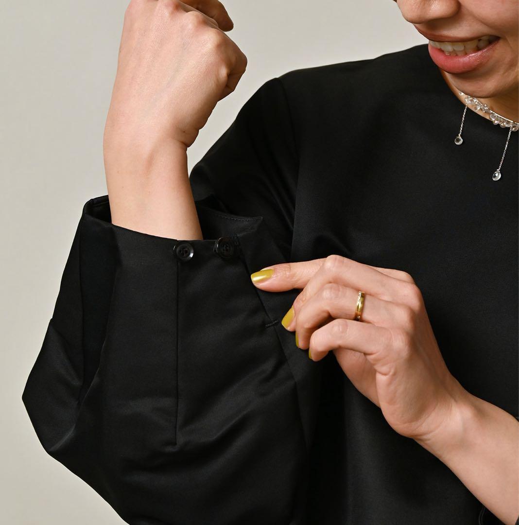 【新品】45Rのブラックフォーマル パトアシュ シルクサテンワンピース