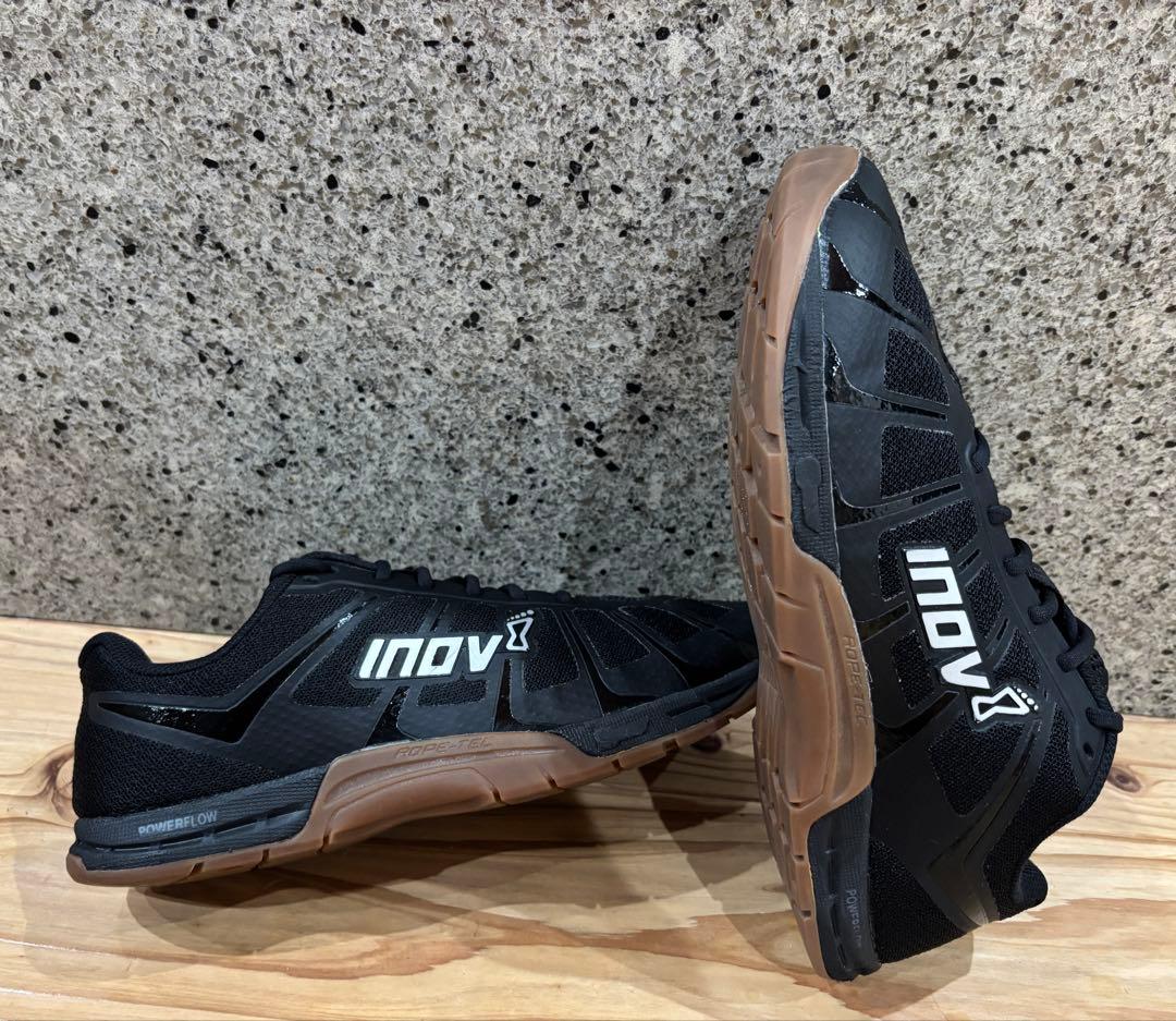 イノヴェイト　 f-lite 235 トレーニング　inov-8 inov8