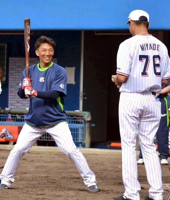 本物　選手着用　東京ヤクルトスワローズ　練習用 ユニフォーム