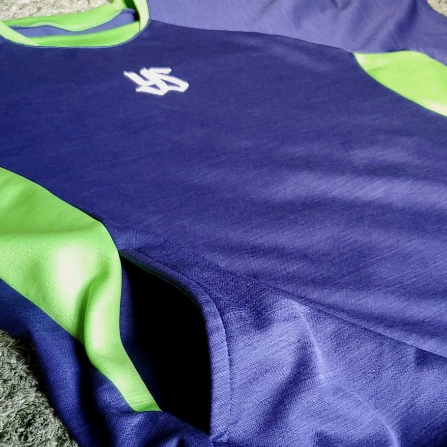 本物　選手着用　東京ヤクルトスワローズ　練習用 ユニフォーム