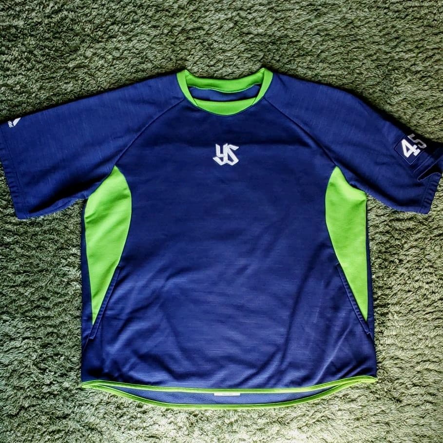 本物　選手着用　東京ヤクルトスワローズ　練習用 ユニフォーム