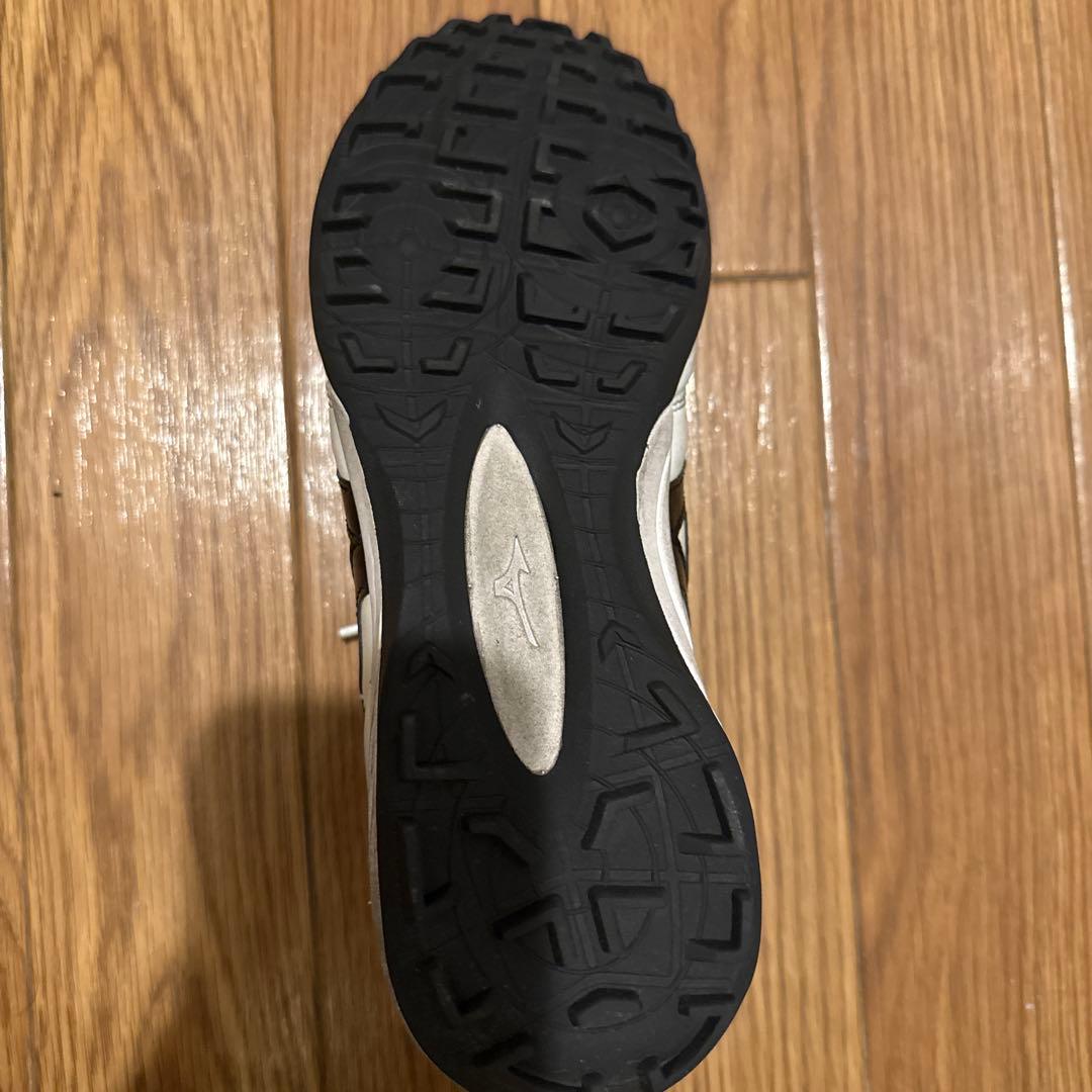 ミズノ　トレーニングシューズ　モレリア　25センチ