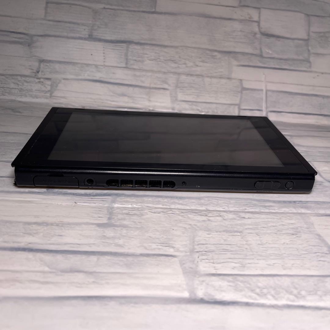 Nintendo Switch 任天堂スイッチ　本体のみ　2018年製