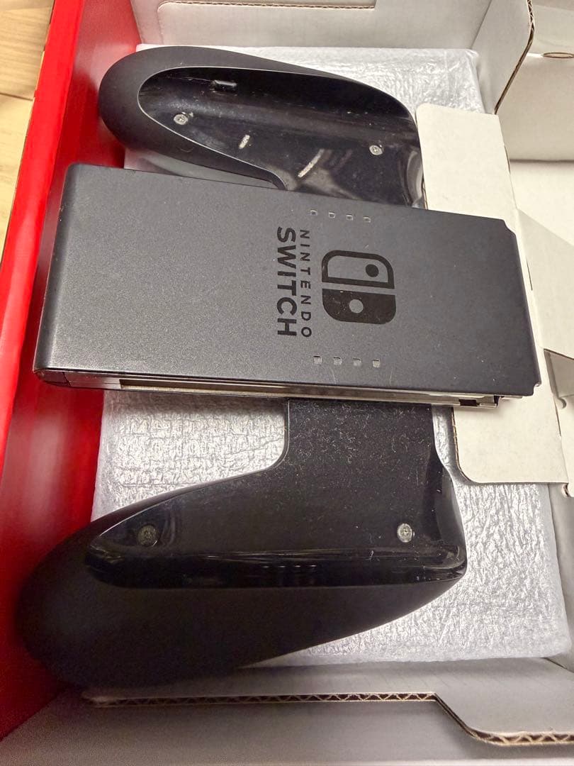 美品⭐️【カセット、ケース付き】Nintendo Switch 本体セット