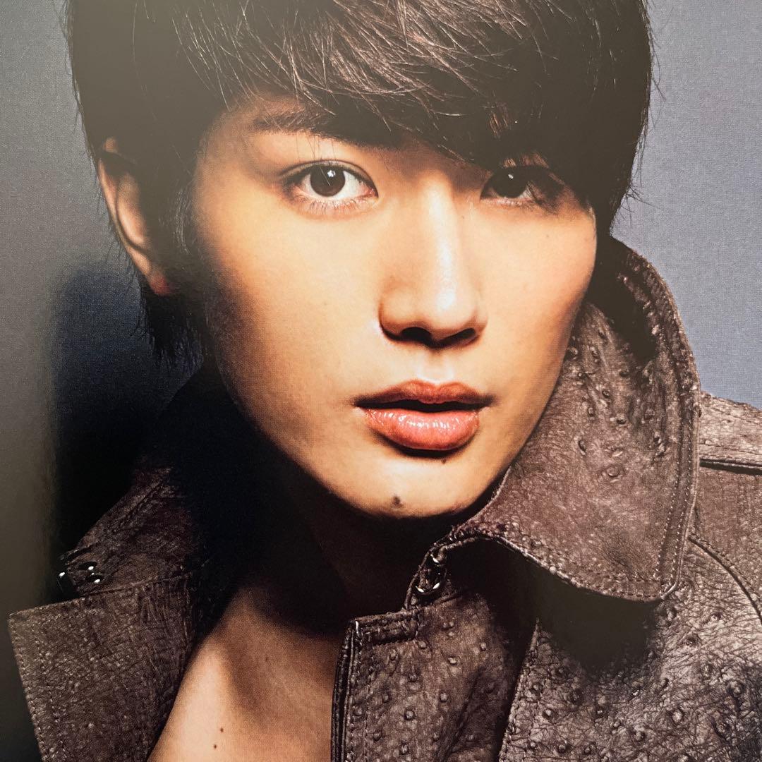 【超貴重】三浦春馬さん掲載雑誌　VOGUE