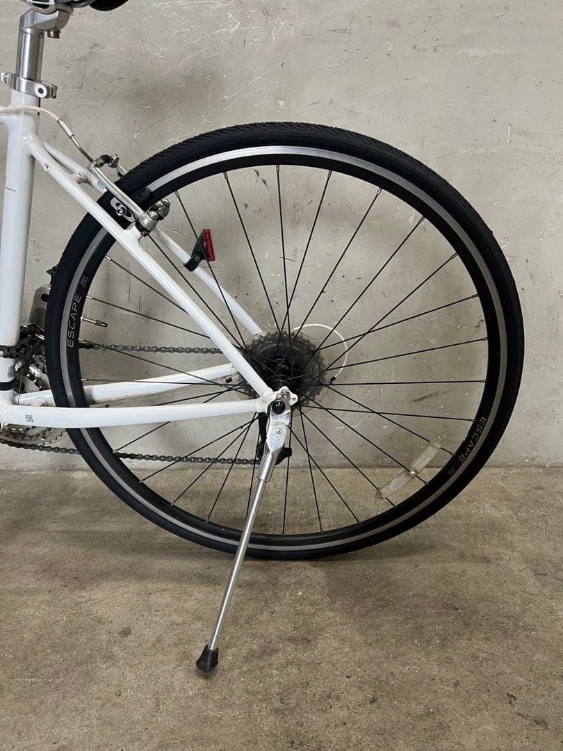 クロスバイク　 GIANT ESCAPE R3 MS ジャイアント　2023年式