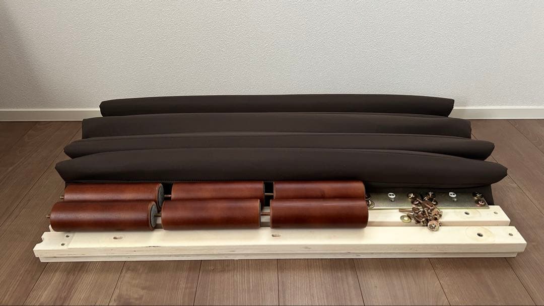 巻きすのこで簡単組立て ロール式 すのこ 脚付ベッド　Leqffy Bitter