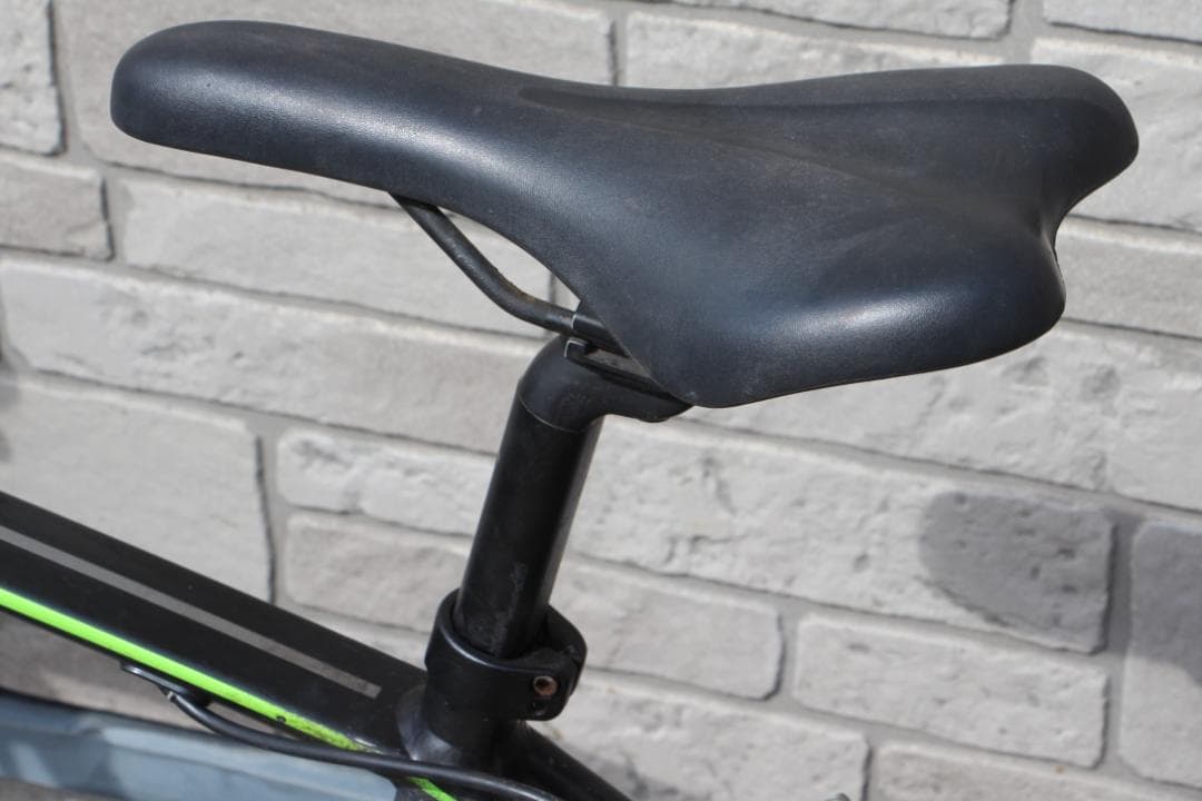 引き取り限定♪人気のGIANT♪エスケープRX♪軽量クロスバイク♪新生活にどうぞ