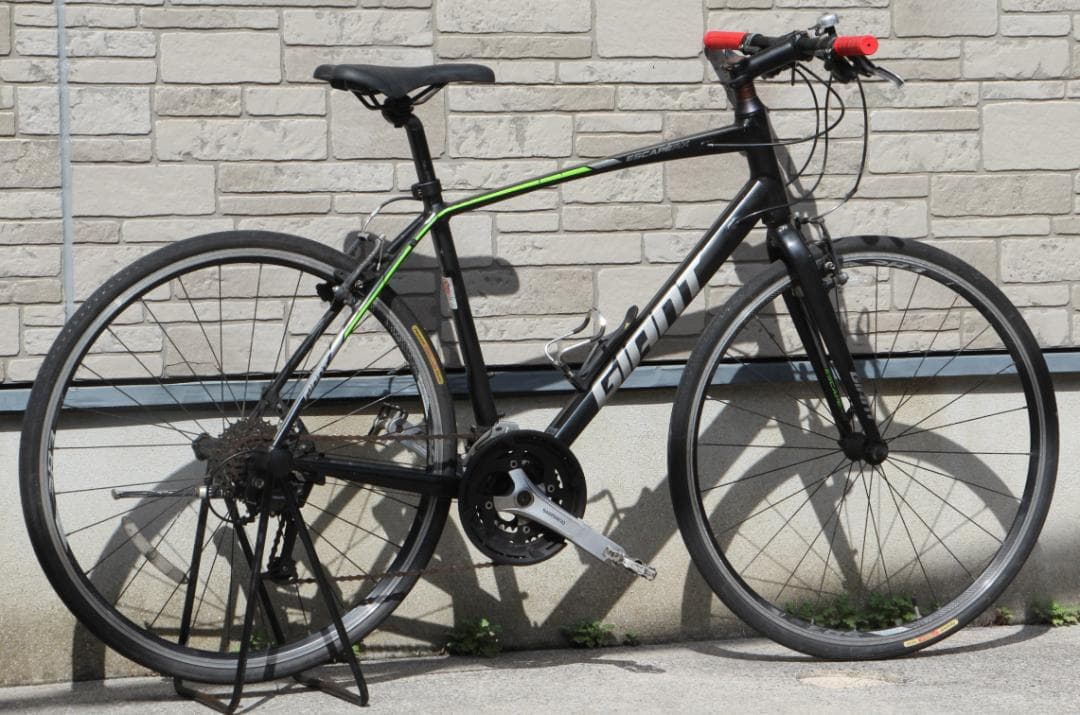 引き取り限定♪人気のGIANT♪エスケープRX♪軽量クロスバイク♪新生活にどうぞ